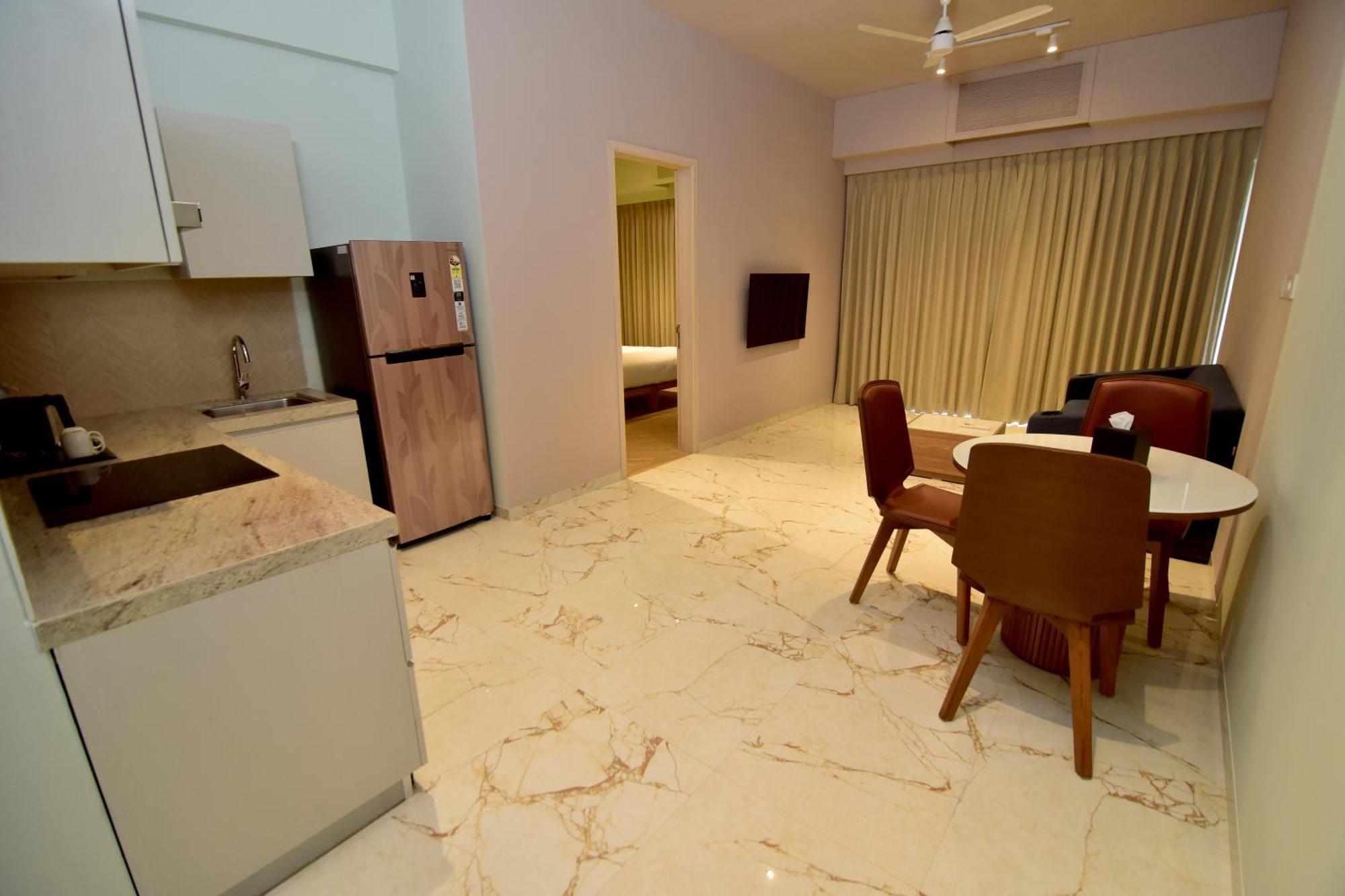 Oxford Golf Resort Pirangut Экстерьер фото